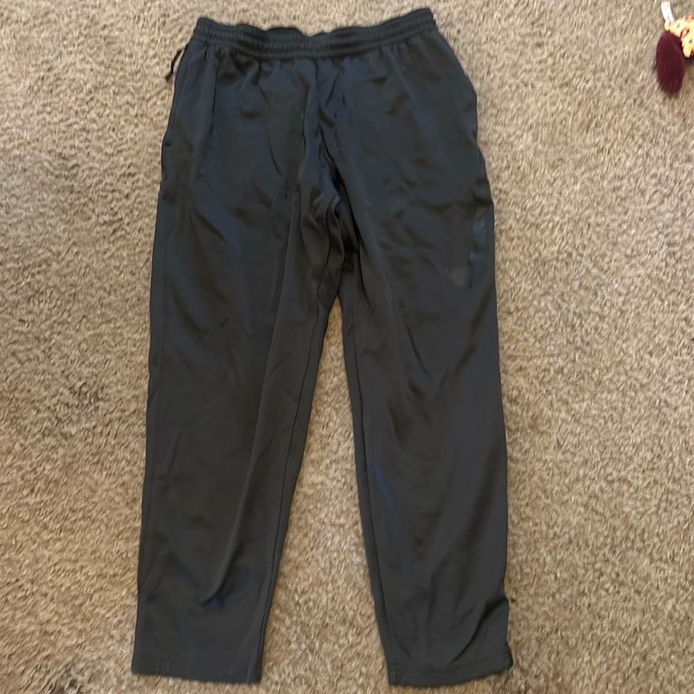 Nike dri-fit x large athletic pants